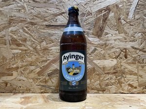 Ayinger Privatbrauerei // Lager Hell // 4.9% // 500ml