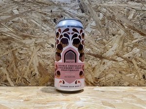 Vault City Brewing // Double Chocolate Strawberry Cream Profiteroles // 5.0% // 440ml
